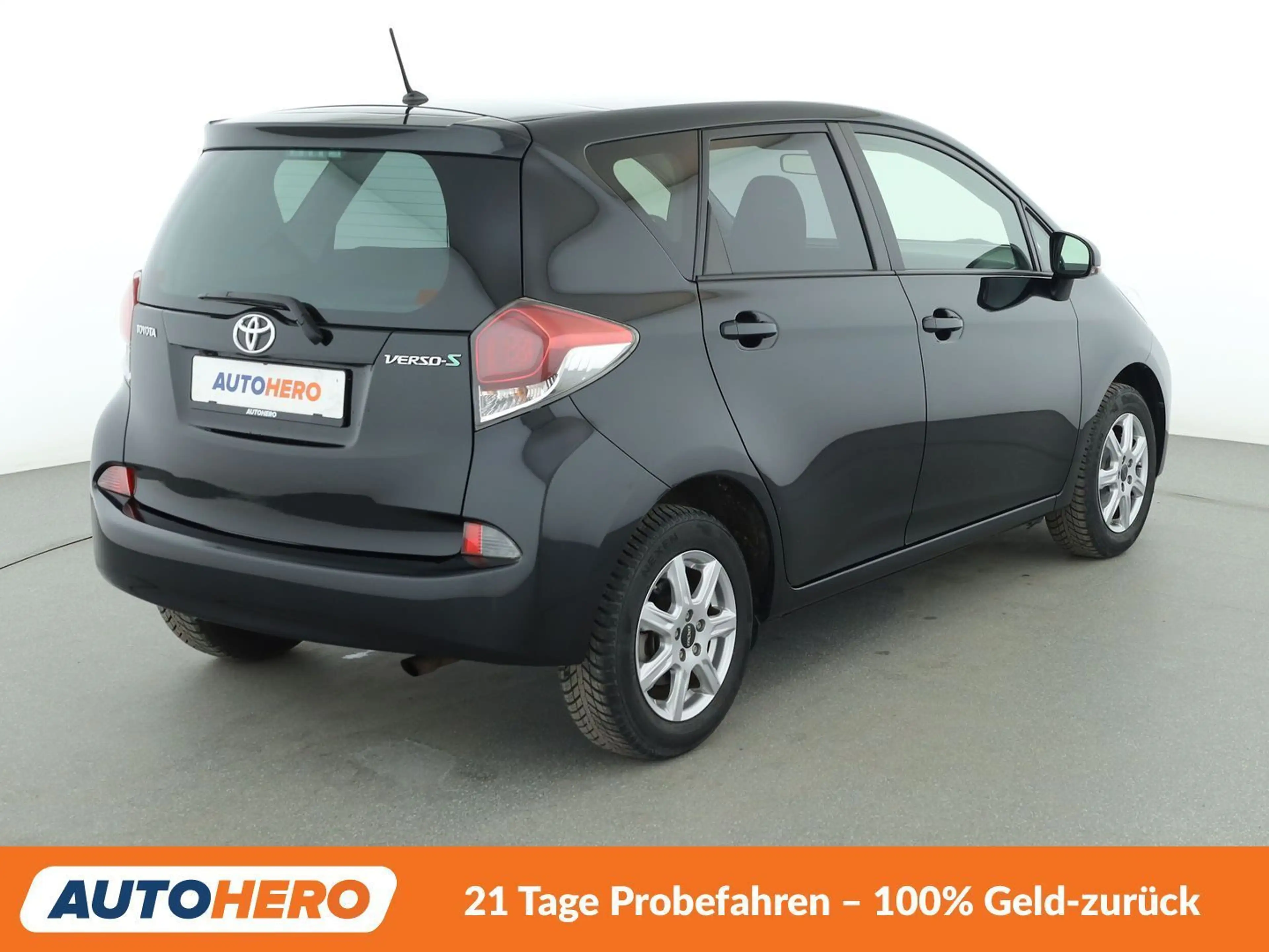 Toyota Verso-S 1.33 Dual VVT-i Life *NAVI*TEMPO*SHZ* — photo 6