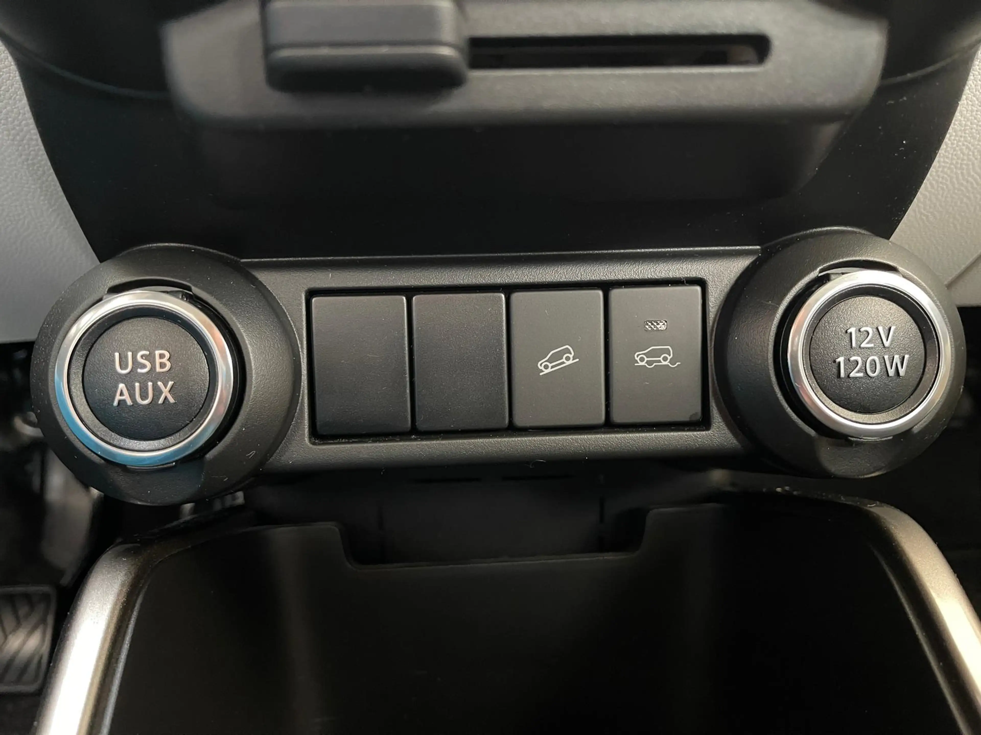 Suzuki Ignis 1.2 SHVS Comfort+Allrad+Kamera+Klima+Touch — photo 14