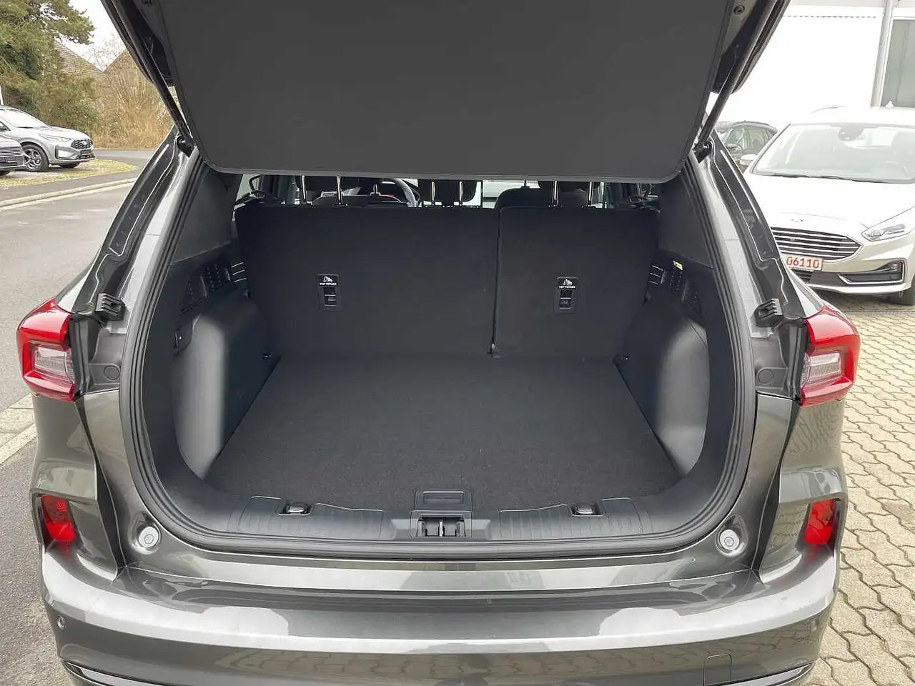 Ford Kuga ST-LINE Automatik, NP 48.740+5 JAHRE GARANTIE+LED+ 6