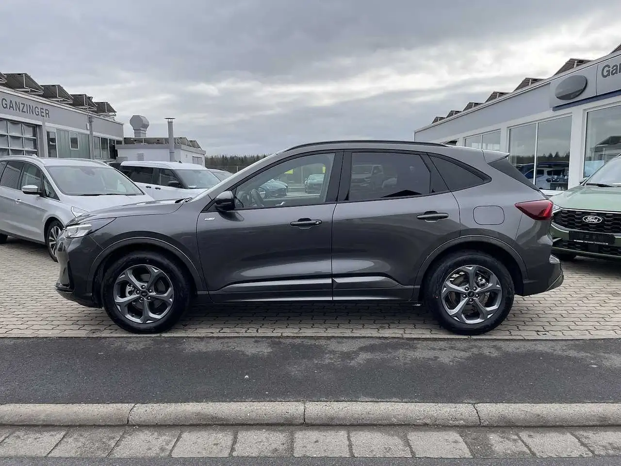 Ford Kuga ST-LINE Automatik, NP 48.740+5 JAHRE GARANTIE+LED+ 2