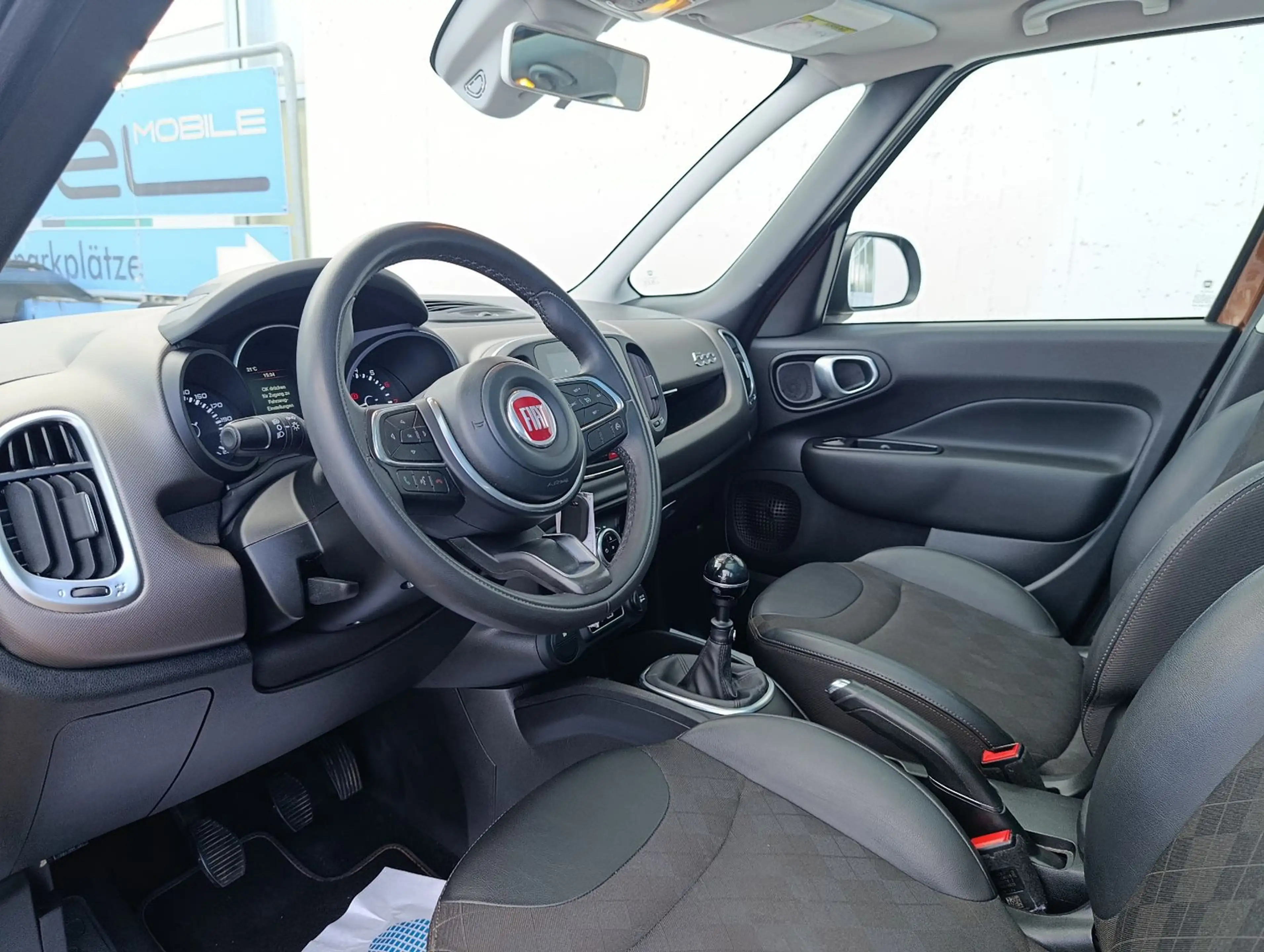 Fiat 500L Urban Lounge Navi Panorama RFK PDC AHK — photo 14