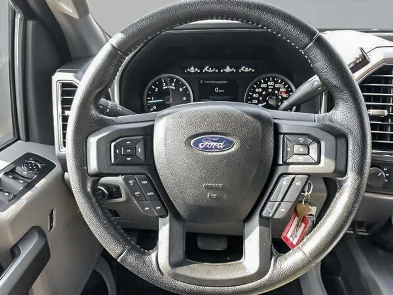 Ford F 150 снимка Ford F 150