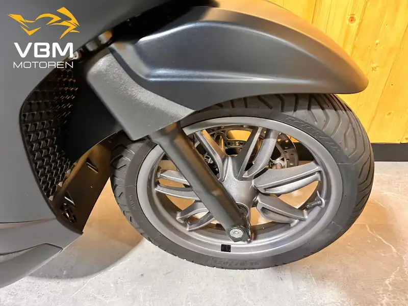 Piaggio Beverly - foto 7