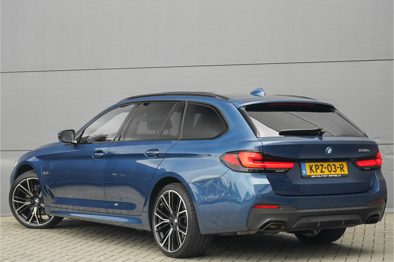 BMW 530 5-serie Touring 530e M-Sport Pano ACC H/K Laser 36 — photo 16