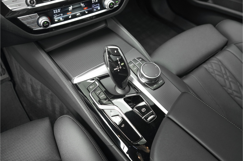 BMW 530 5-serie Touring 530e M-Sport Pano ACC H/K Laser 36 — photo 49