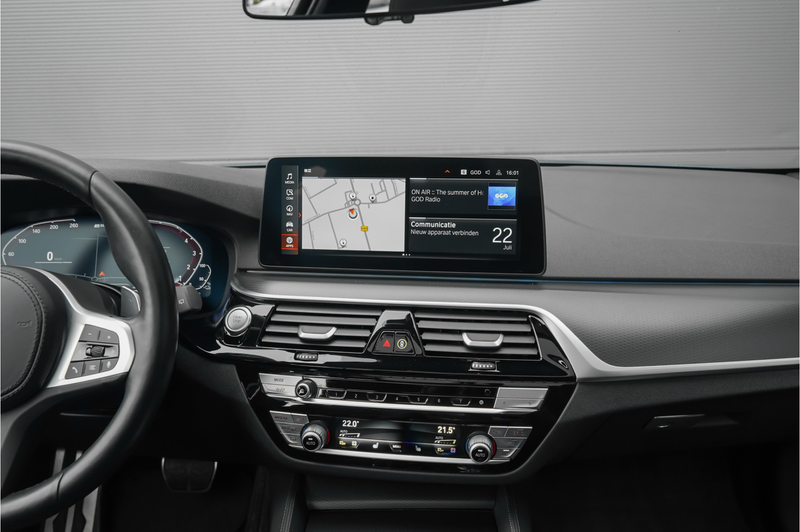 BMW 530 5-serie Touring 530e M-Sport Pano ACC H/K Laser 36 — photo 32