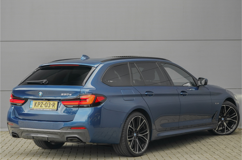 BMW 530 5-serie Touring 530e M-Sport Pano ACC H/K Laser 36 — photo 18