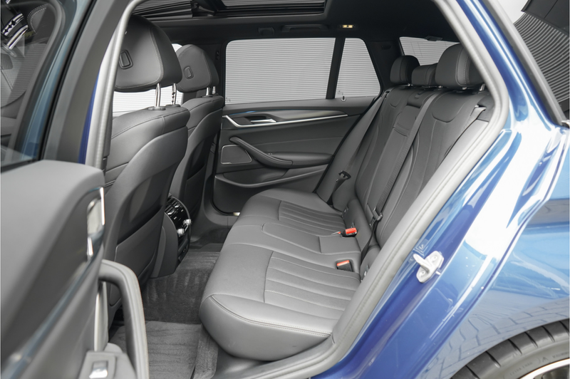 BMW 530 5-serie Touring 530e M-Sport Pano ACC H/K Laser 36 — photo 7