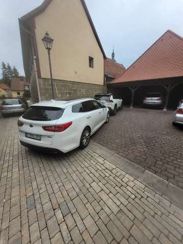 Imagine Kia Optima Sportswagon 1.7 CRDI DCT Business Supreme