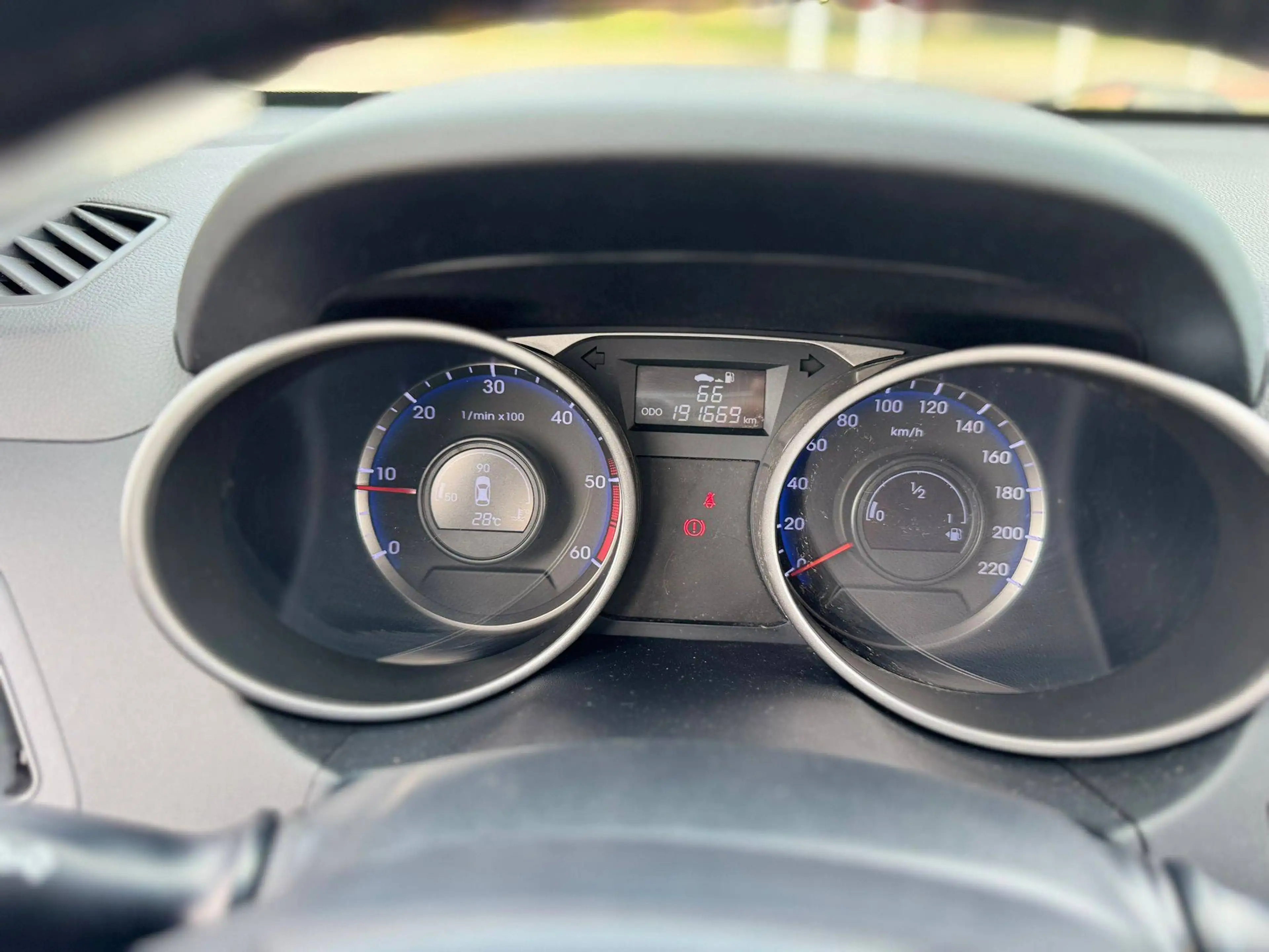 Hyundai iX35 FIFA World Cup Edition 2WD — photo 13