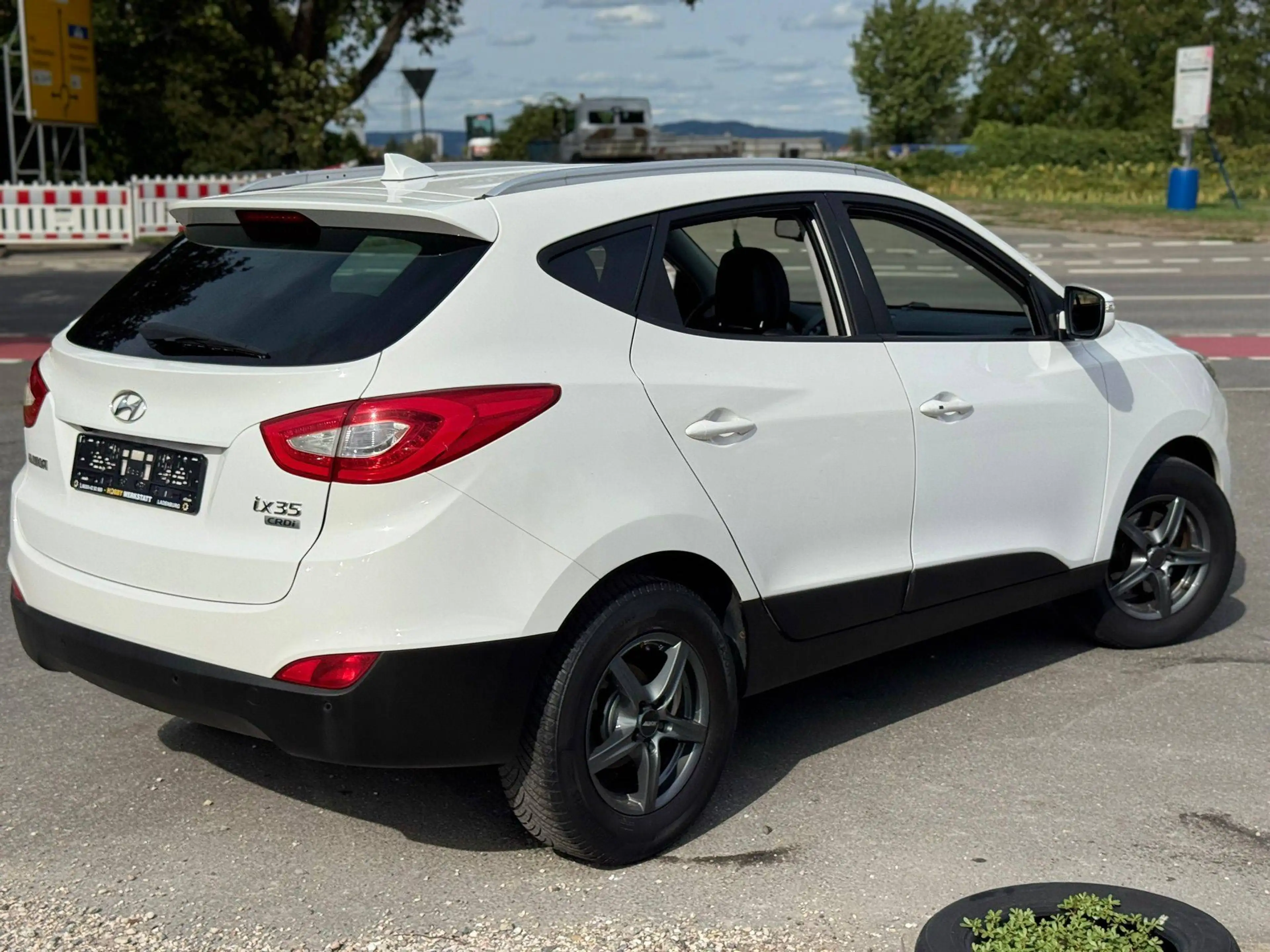 Hyundai iX35 FIFA World Cup Edition 2WD — photo 4