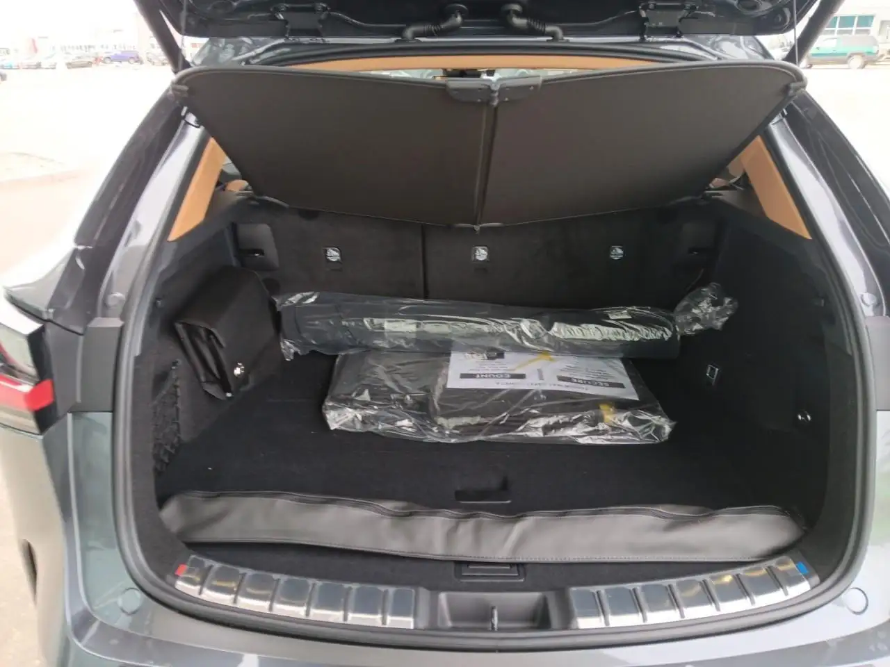 Lexus NX снимка Lexus NX