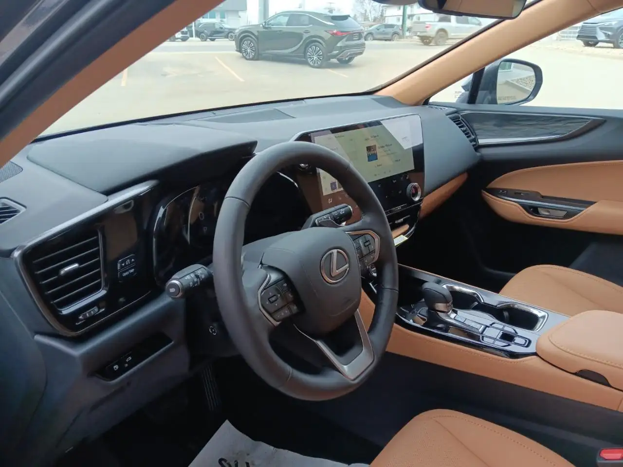 Lexus NX снимка Lexus NX