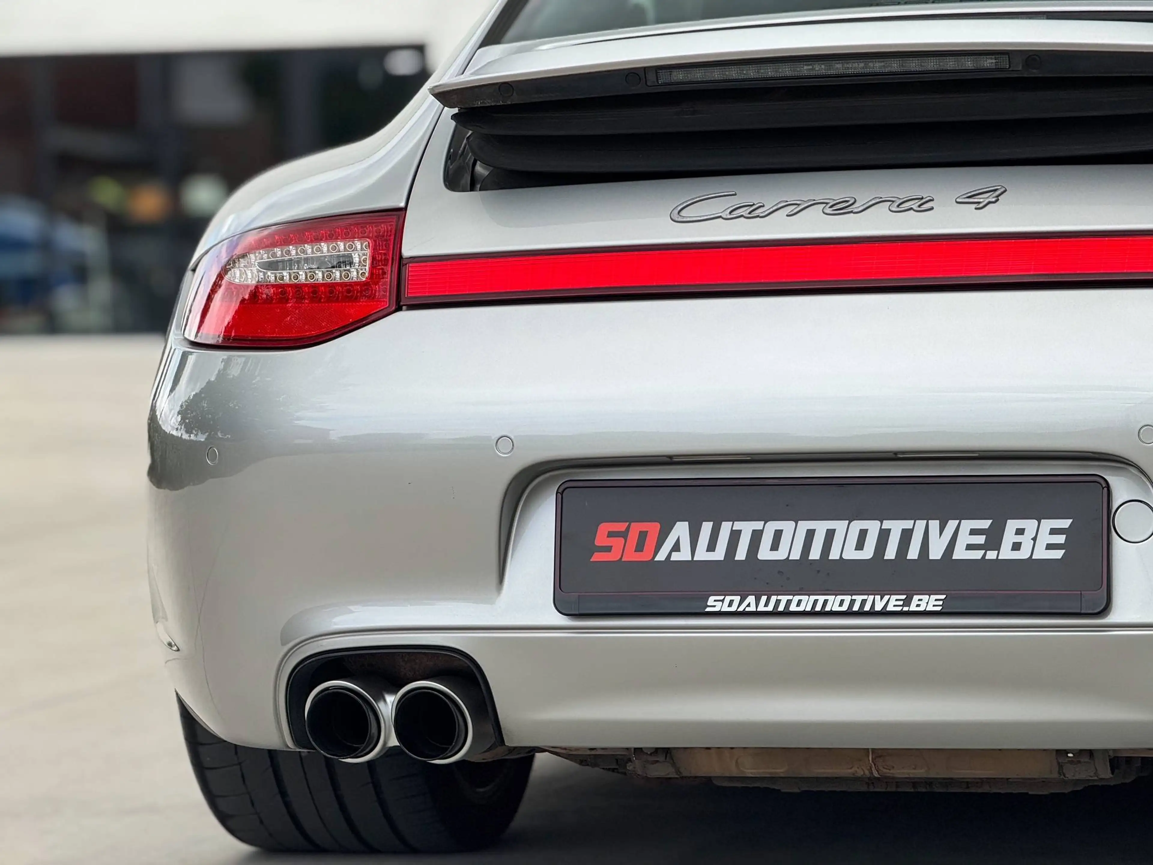 Porsche 911 911 Carrera 4 3.6i Coupé — photo 9