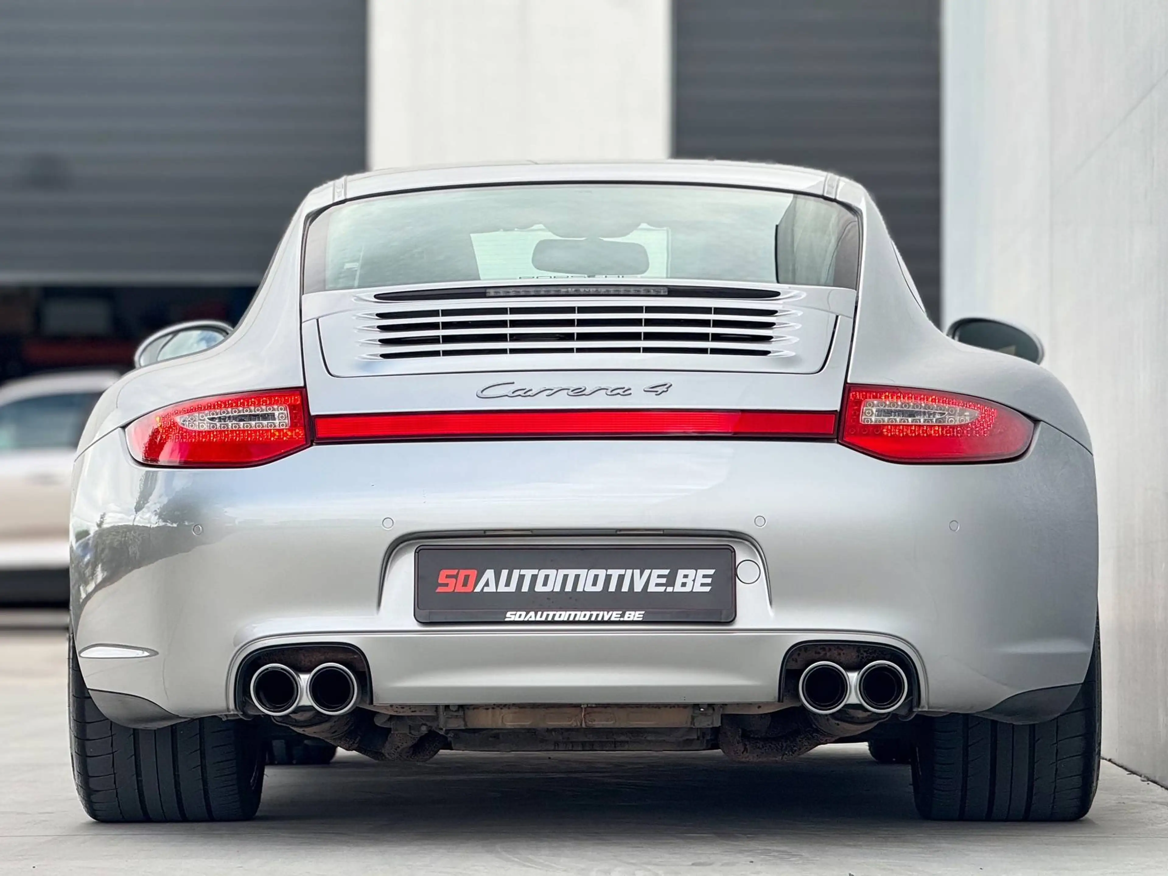 Porsche 911 911 Carrera 4 3.6i Coupé — photo 12