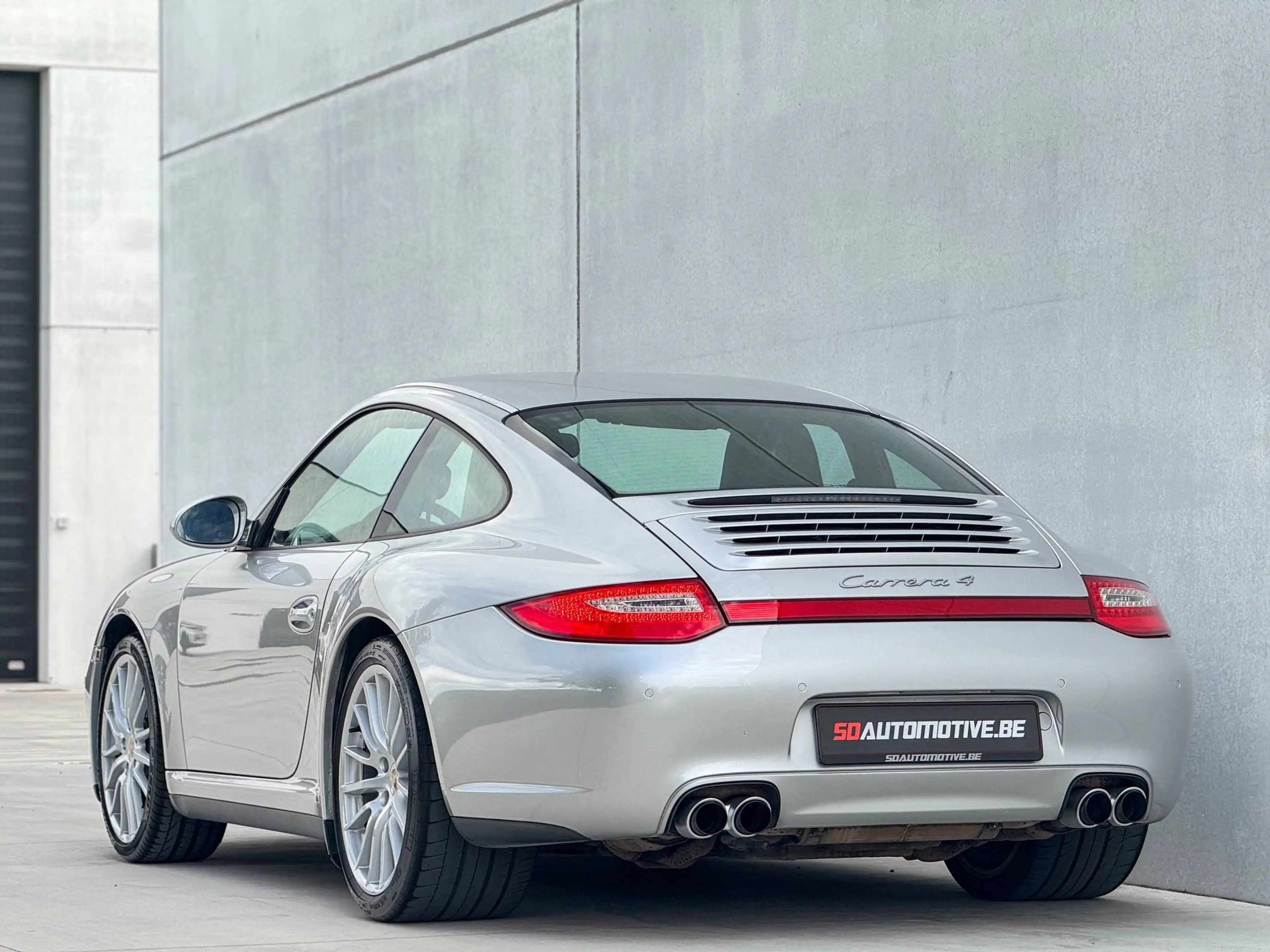 Porsche 911 911 Carrera 4 3.6i Coupé — photo 11