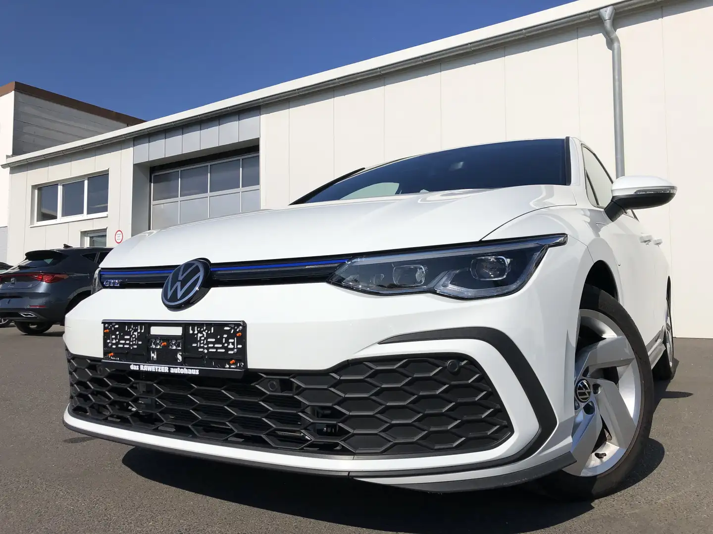 Volkswagen Golf GTE 1.4 TSI 138€ m. 20% Anzahlung Digital Cockpi Weiß - 1
