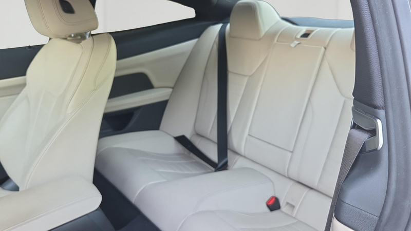 BMW 440 4 Reeks Coupé M440i xDrive — photo 12
