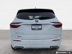 Buick Enclave снимка Buick Enclave