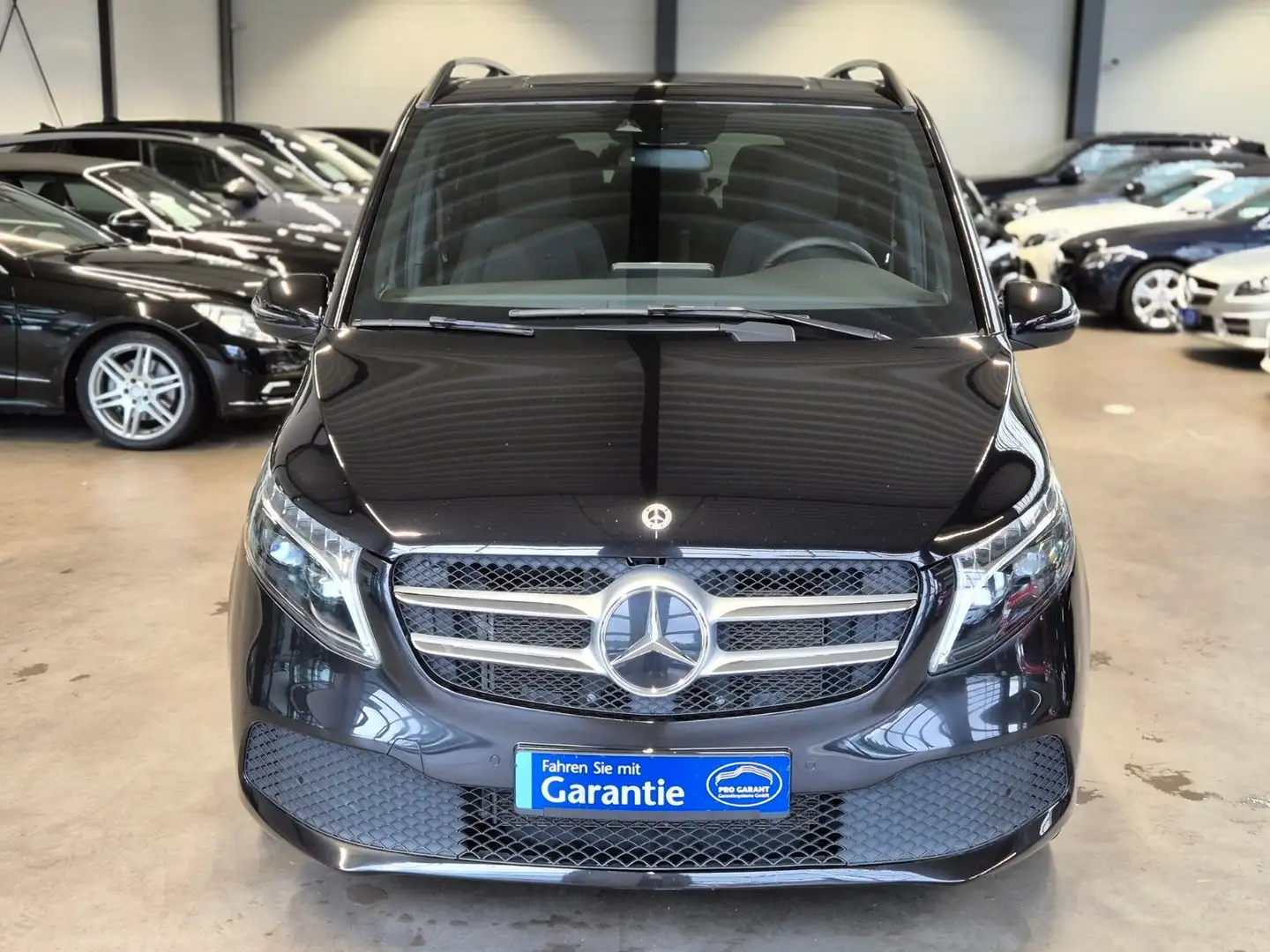Mercedes-Benz V 300 d EXTRALANG AIRMATIC DISTRONIC STANDHZ 8SI Schwarz - 2