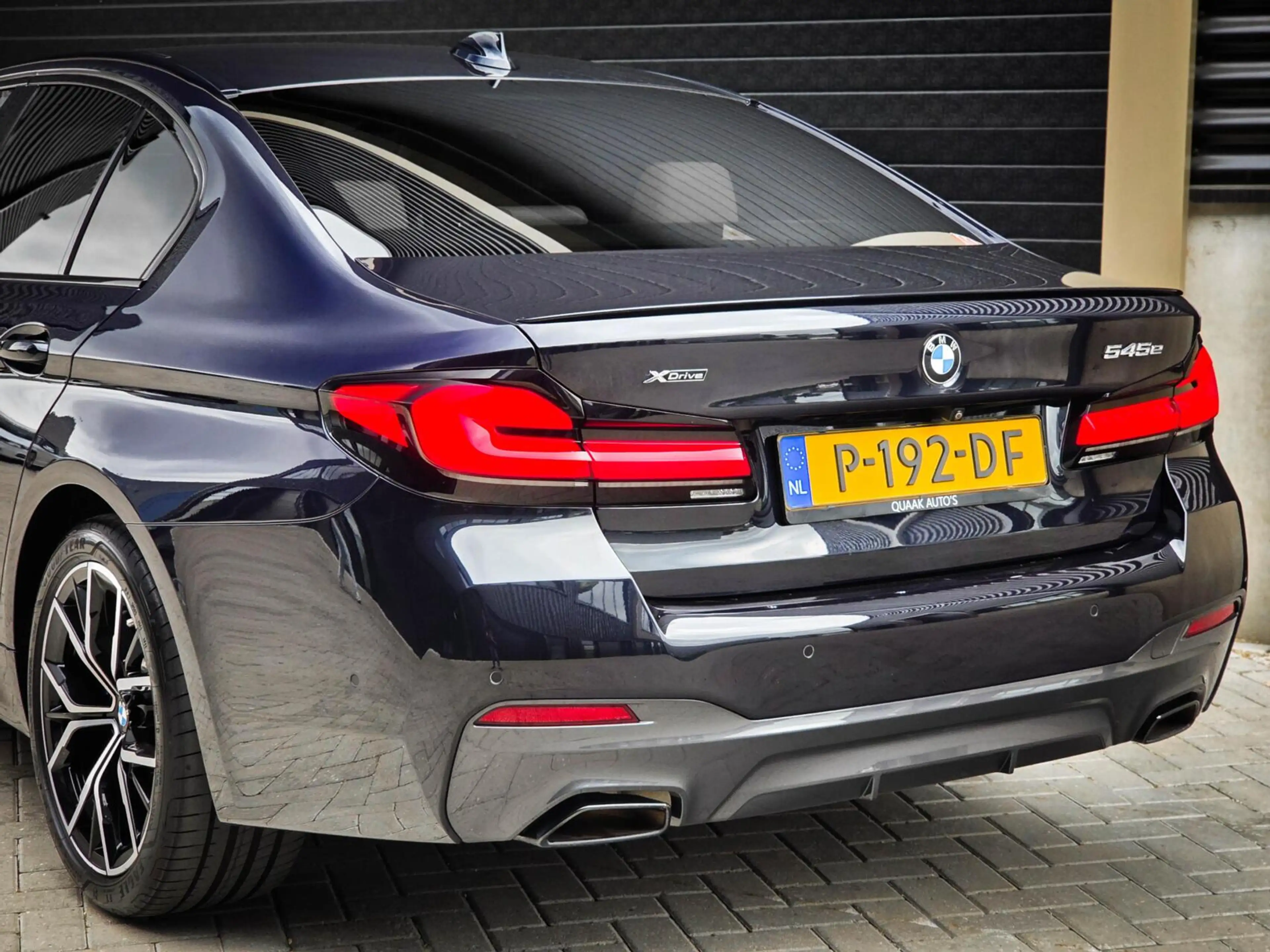 BMW 545 5-serie 545e xDrive M-Sport | BOWERS & WILKINS | L — photo 14