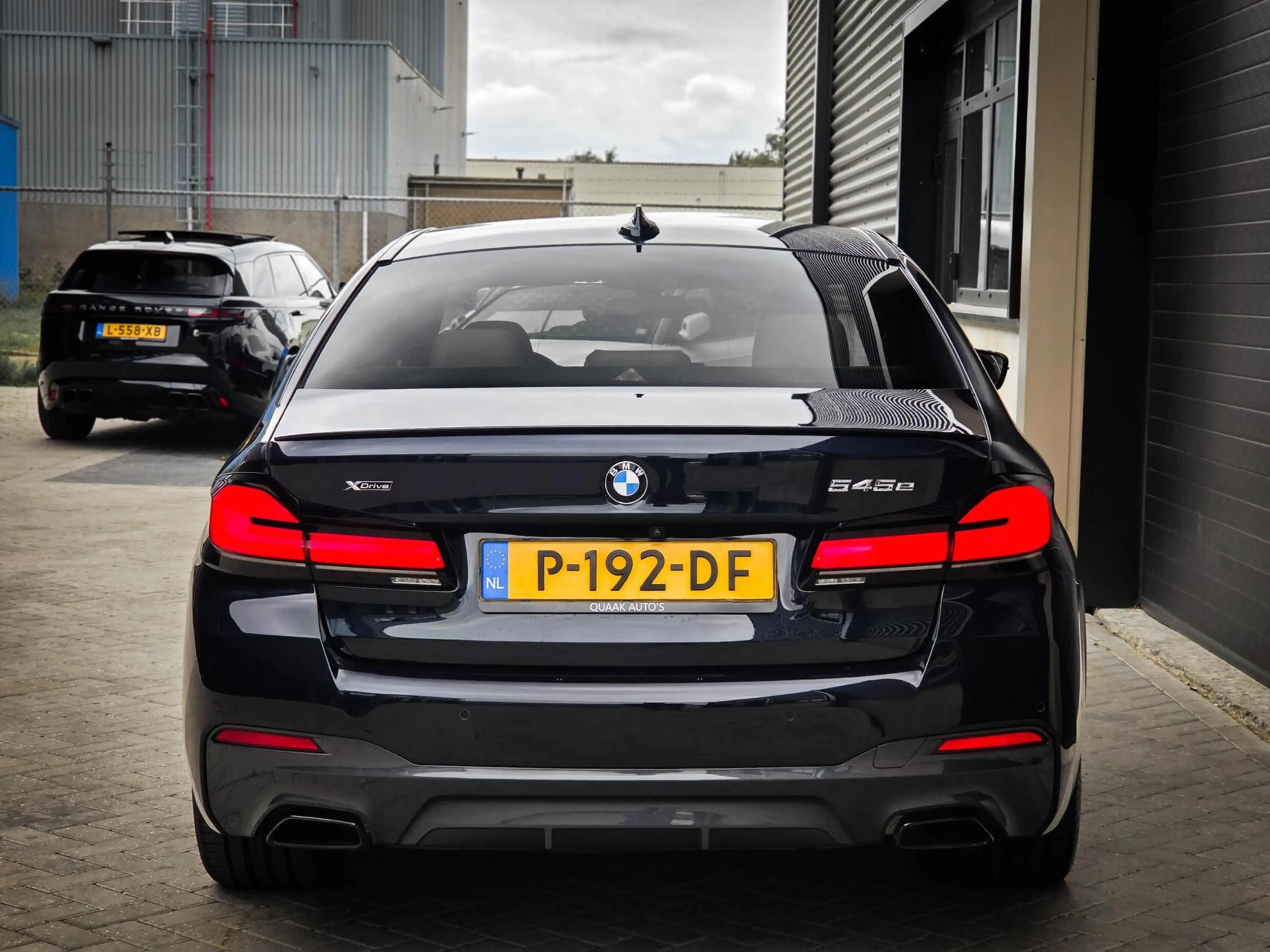 BMW 545 5-serie 545e xDrive M-Sport | BOWERS & WILKINS | L — photo 12