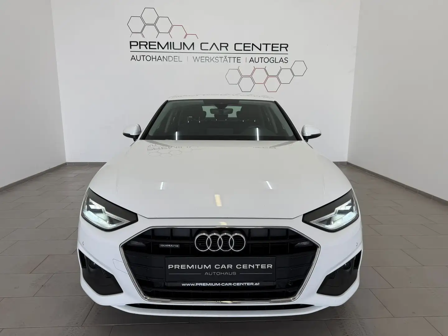 Audi A4 40 TDI quattro Sport / LED / NAVI / ALLRAD Weiß - 2