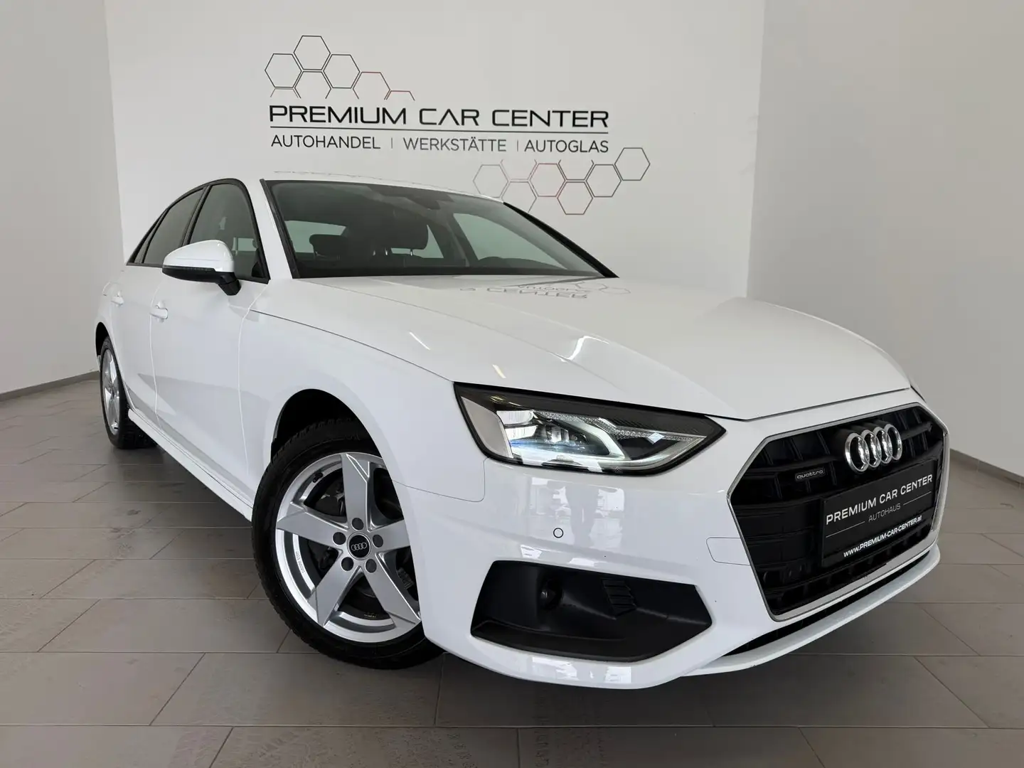 Audi A4 40 TDI quattro Sport / LED / NAVI / ALLRAD Weiß - 1