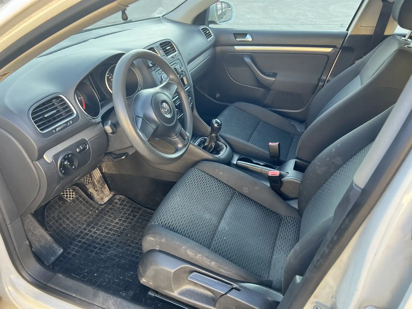 Volkswagen Golf Variant Comfortline 1,6 TDI 4Motion DPF - 2