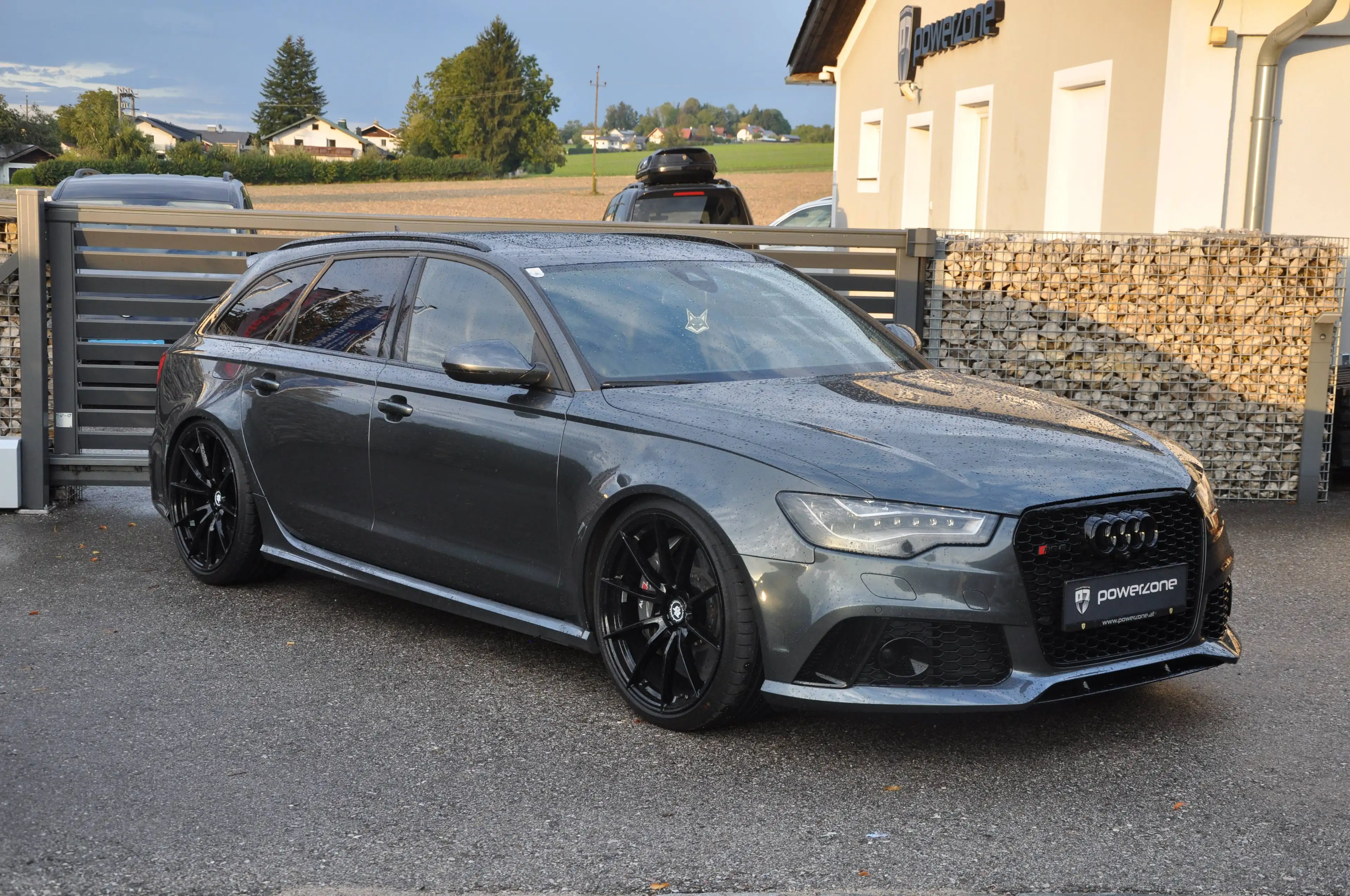 Audi RS6 A6 RS6 Avant 4,0 TFSI quattro Aut. Pano Bose Ceramic KW Milltek — photo 12