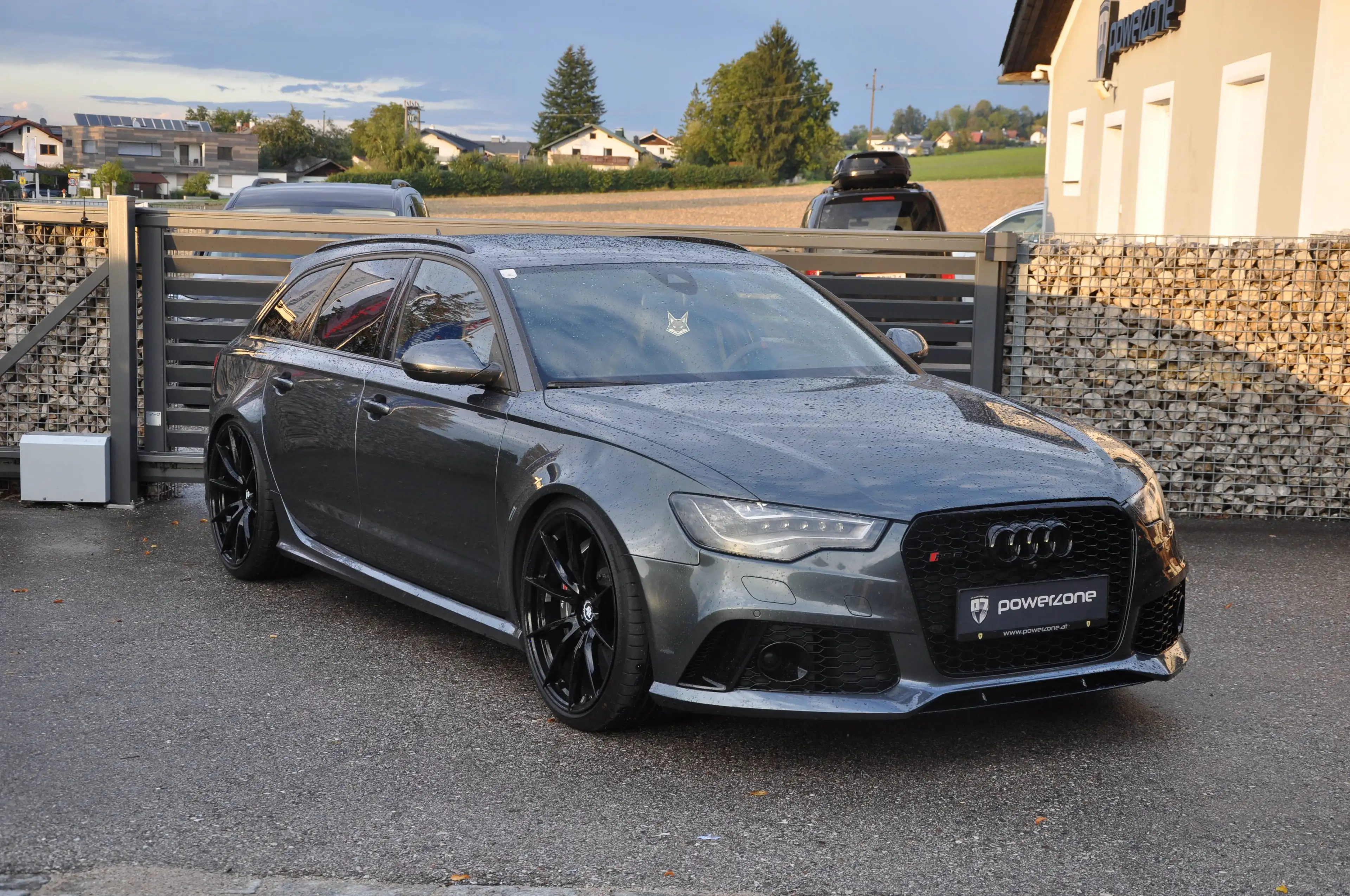 Audi RS6 A6 RS6 Avant 4,0 TFSI quattro Aut. Pano Bose Ceramic KW Milltek