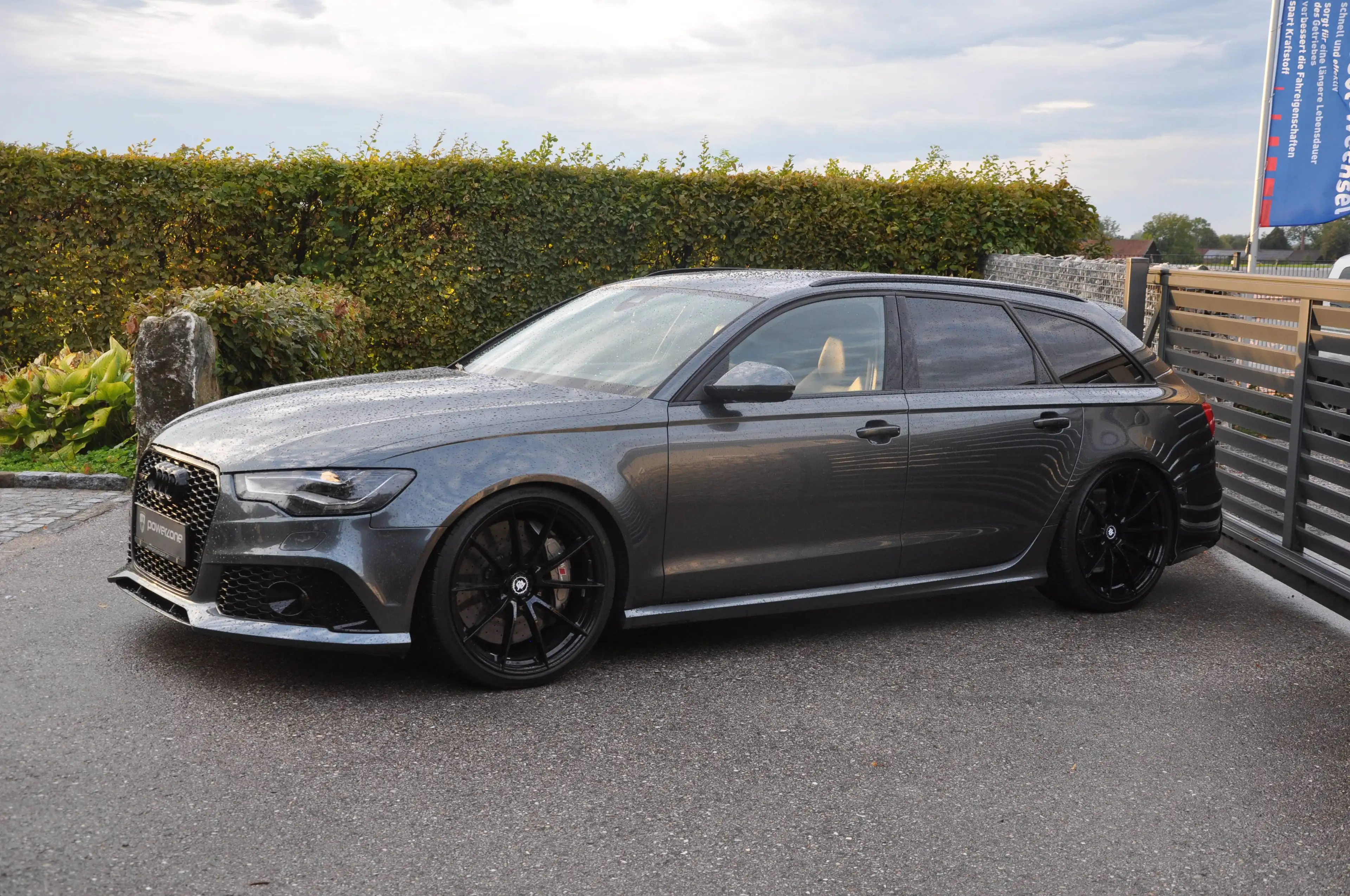 Audi RS6 A6 RS6 Avant 4,0 TFSI quattro Aut. Pano Bose Ceramic KW Milltek — photo 10