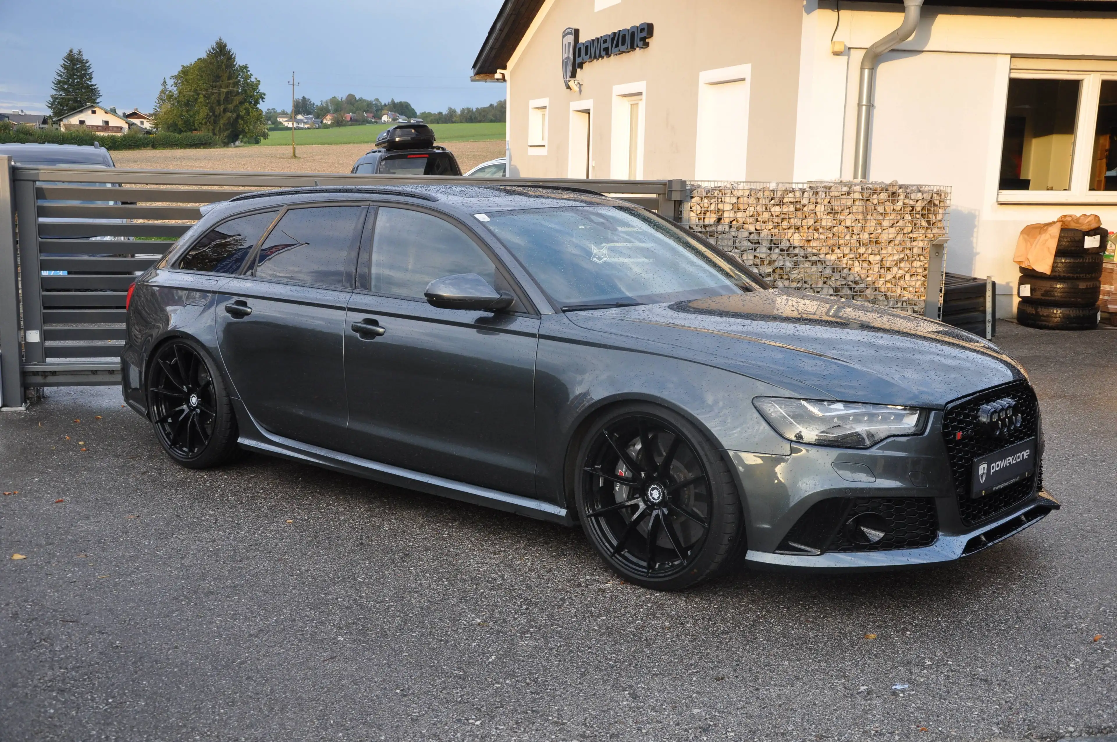 Audi RS6 A6 RS6 Avant 4,0 TFSI quattro Aut. Pano Bose Ceramic KW Milltek — photo 15