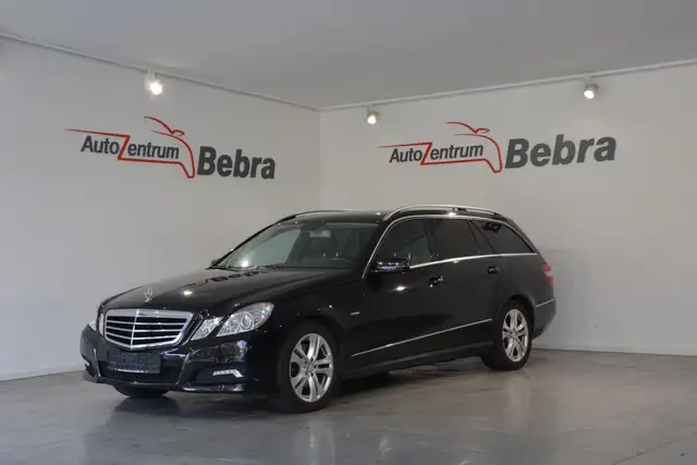Mercedes-Benz E 250 CGI BlueEffi.Automatik/Xenon/Navi/Leder