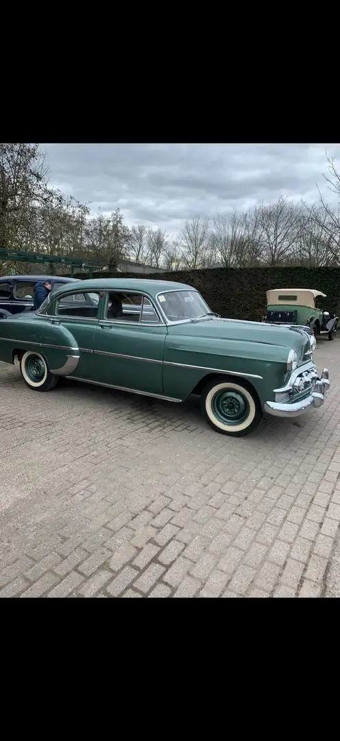 Chevrolet Sedan - 1