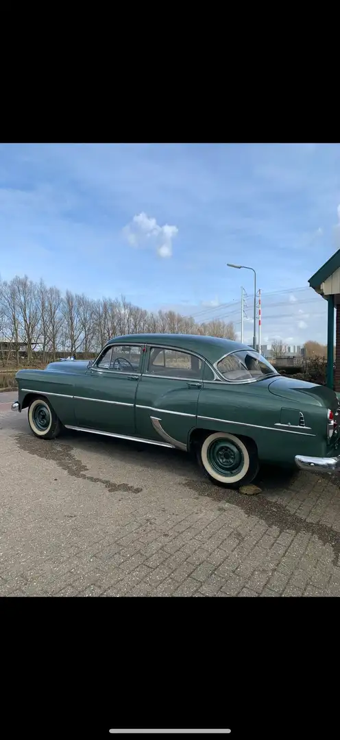 Chevrolet Sedan - 2