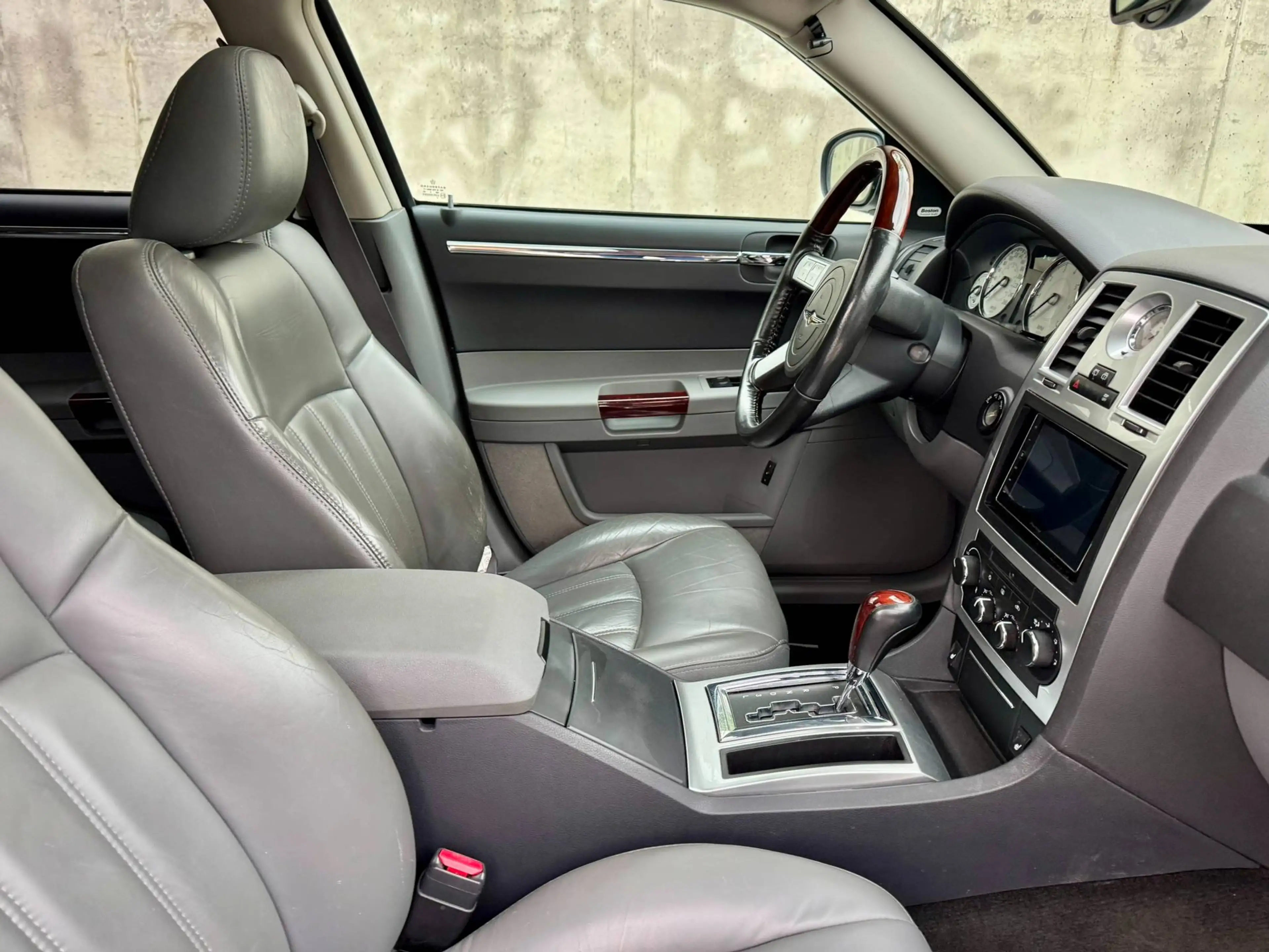 Chrysler 300C 300 C Touring 3.5i V6 24v — photo 13