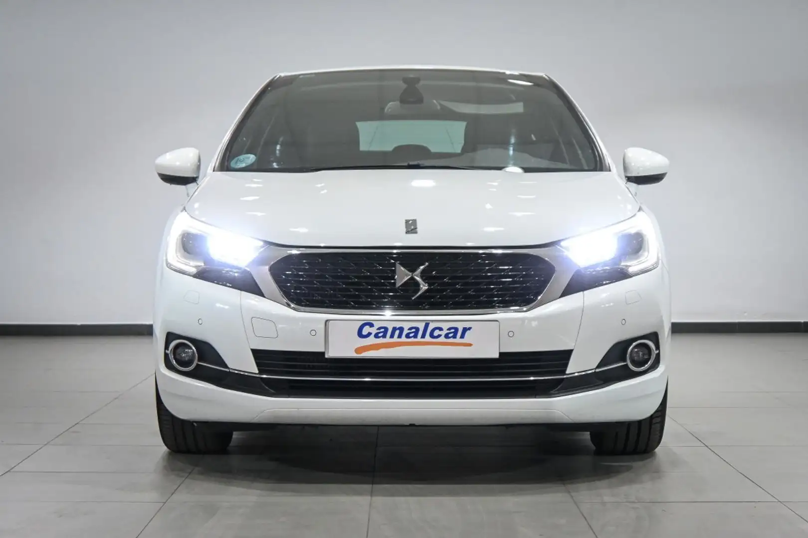 DS Automobiles DS 4 1.2 PureTech S&S Design 130 Blanco - 2