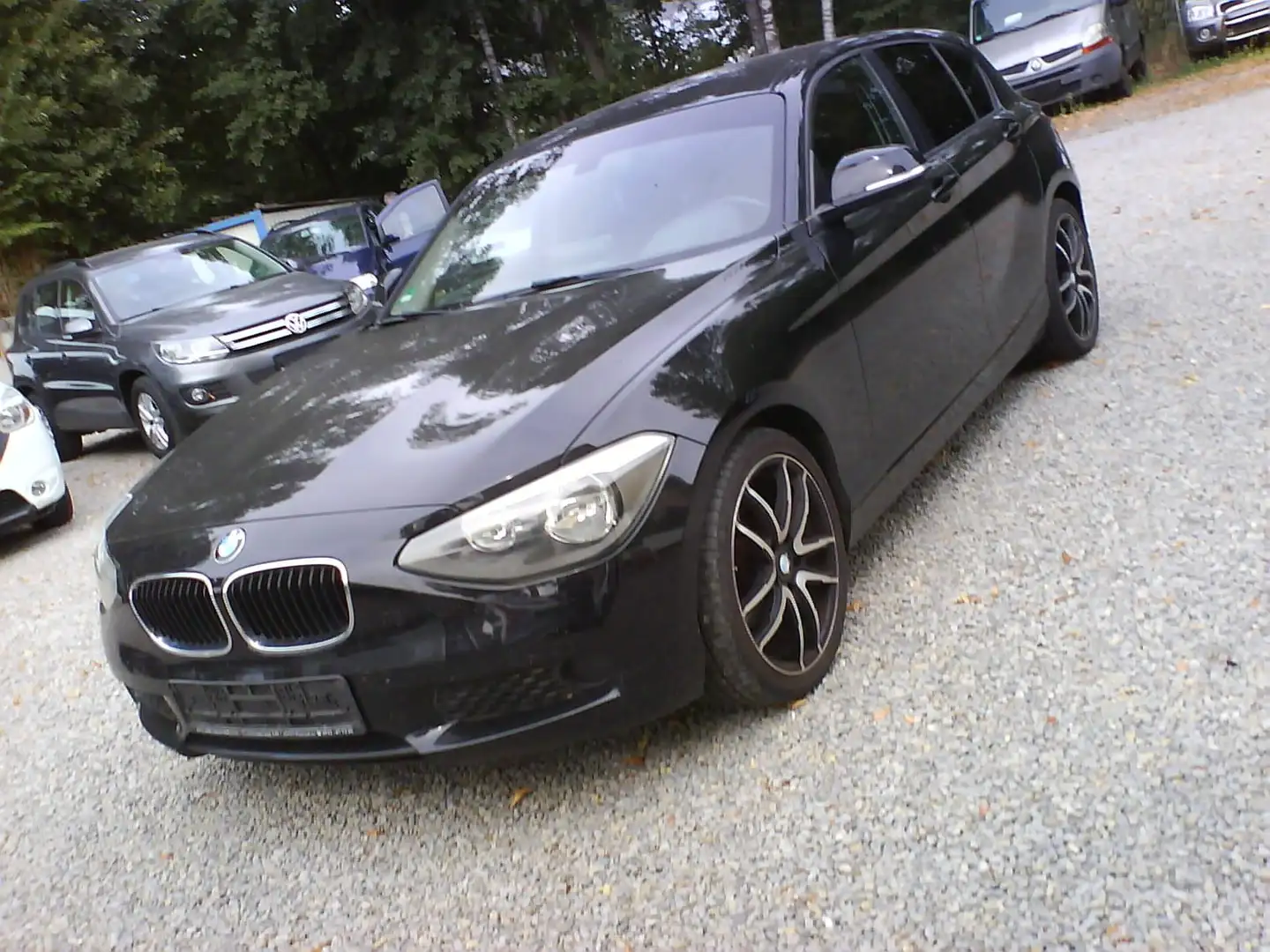 BMW 114 114 i/  FÜR EXPORT ODER HÄNDLER! Schwarz - 1