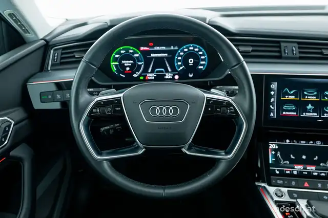 Audi E-Tron view 6