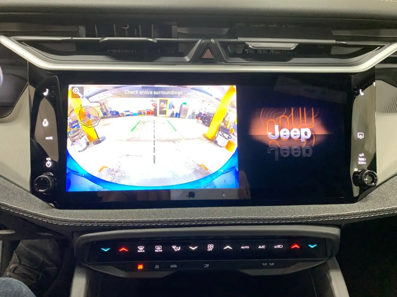 Jeep Cherokee photo Jeep Cherokee