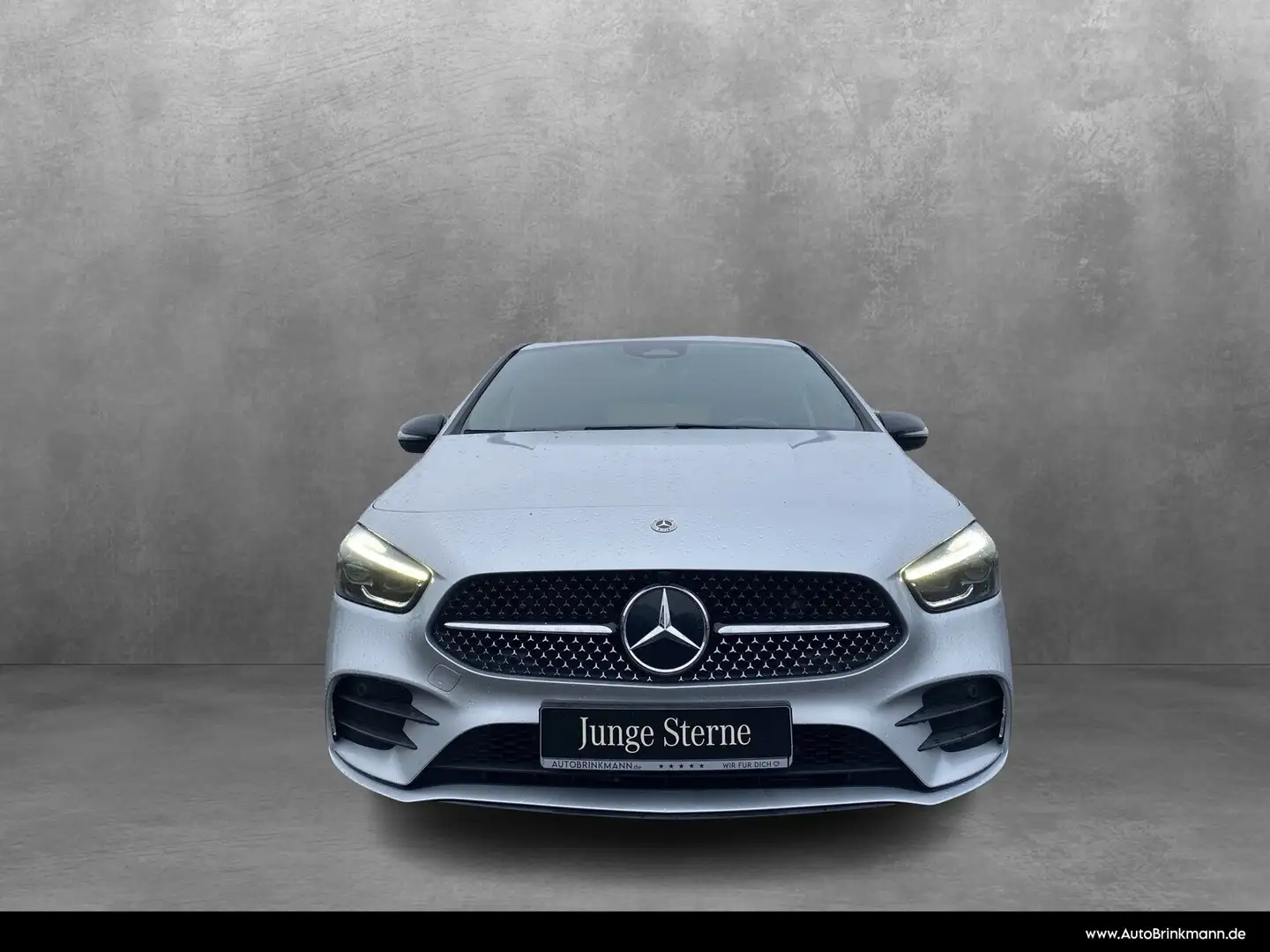 Mercedes-Benz B 180 B 180 AMG-LINE/DISTRONIC/MULTIBEAM/KAMERA/SPURH. Silber - 2