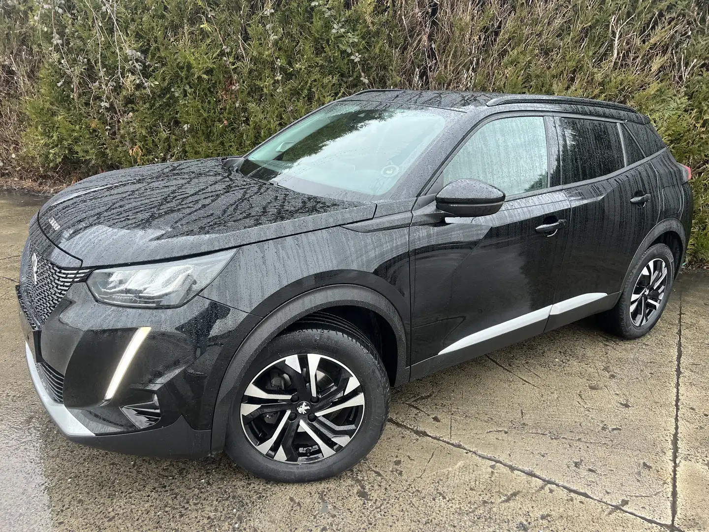 Peugeot 2008 2008 1.5 BlueHDi Style S Schwarz - 1