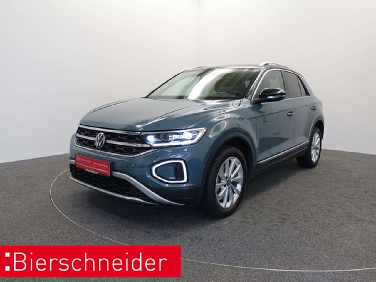 Volkswagen T-Roc 2022 — 1.5 TSI DSG Style DIGITAL COCKPIT PRO LED NAVI PDC