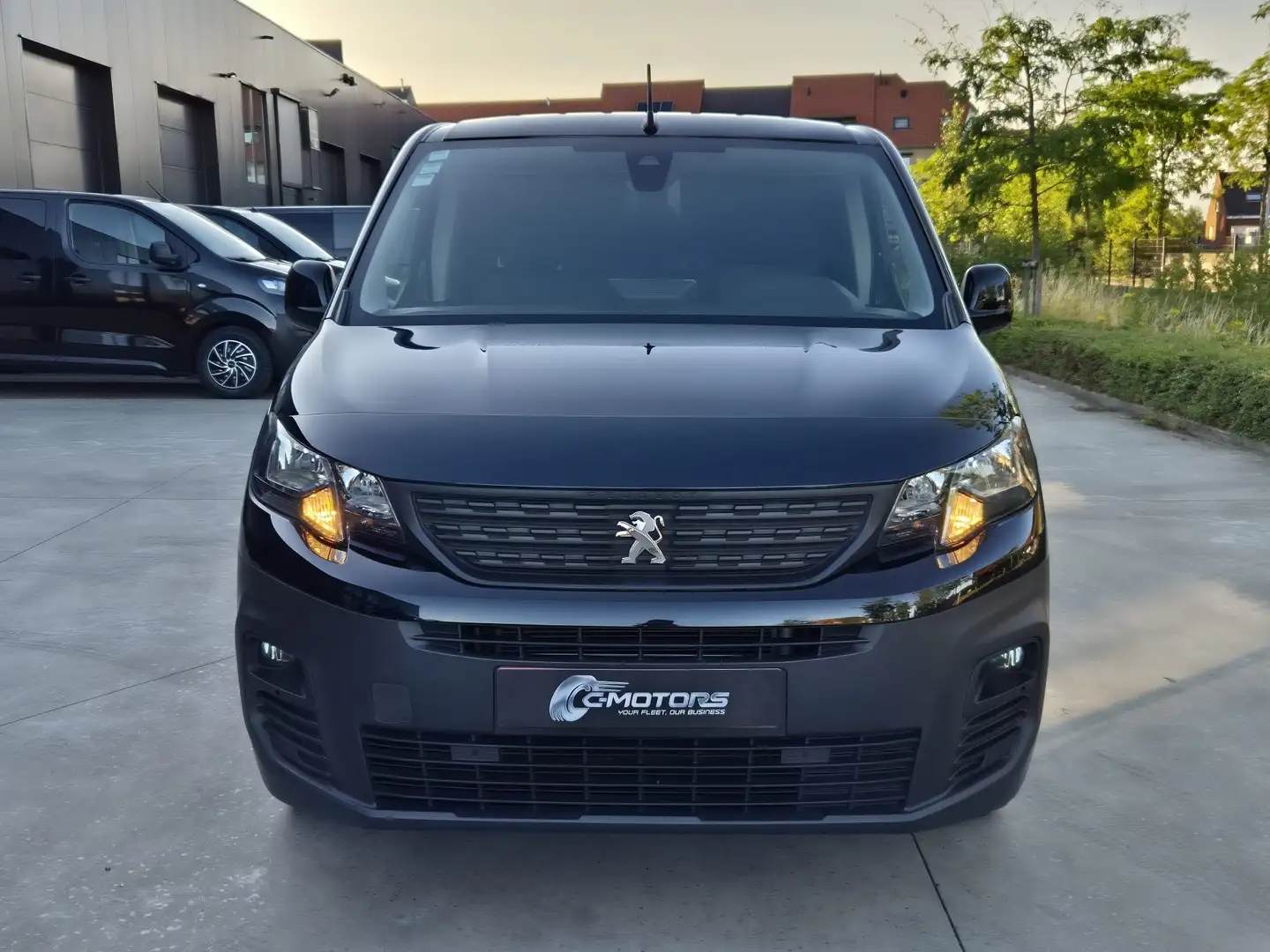 Peugeot Partner 1.5 BlueHDi 100 MAN6 3pl /Camera/Carplay/GPS Noir - 2