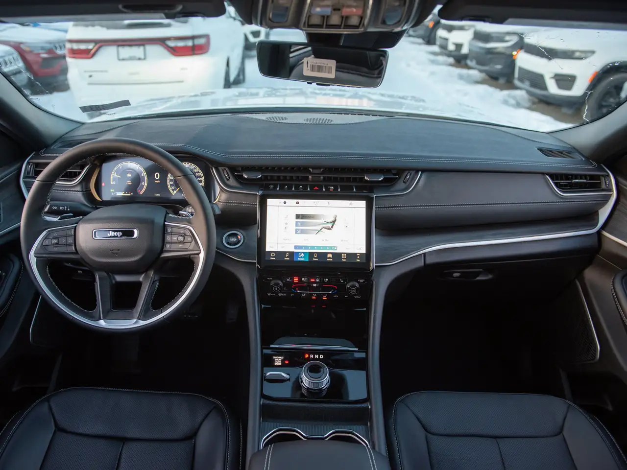 Jeep Grand Cherokee photo Jeep Grand Cherokee