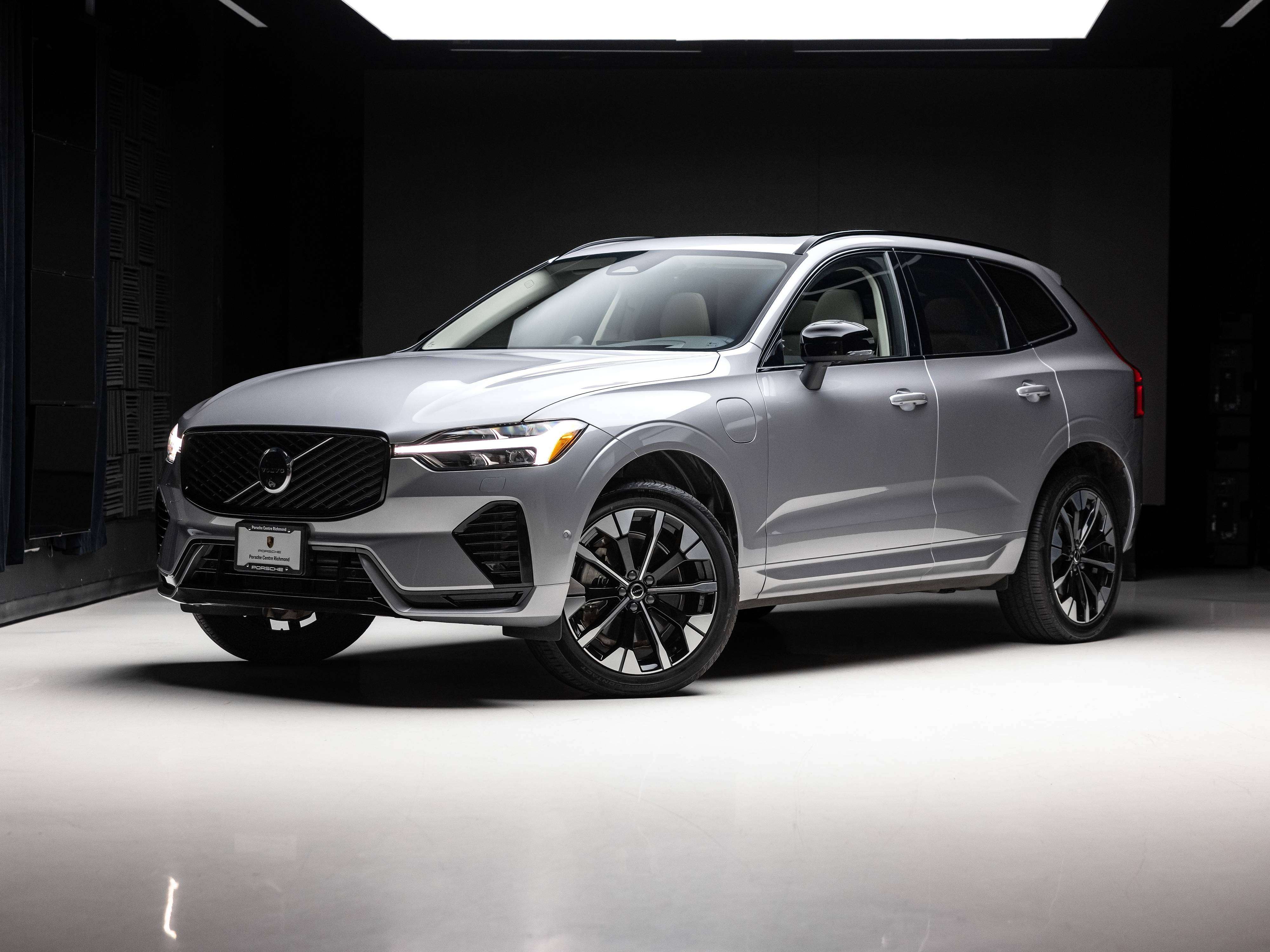 2026 Volvo XC60 Ultra Dark Theme | LOW KM | Like New
