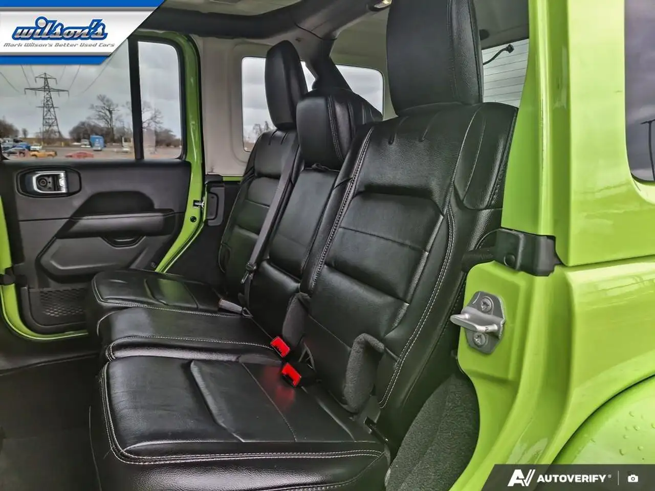 Jeep Wrangler снимка Jeep Wrangler