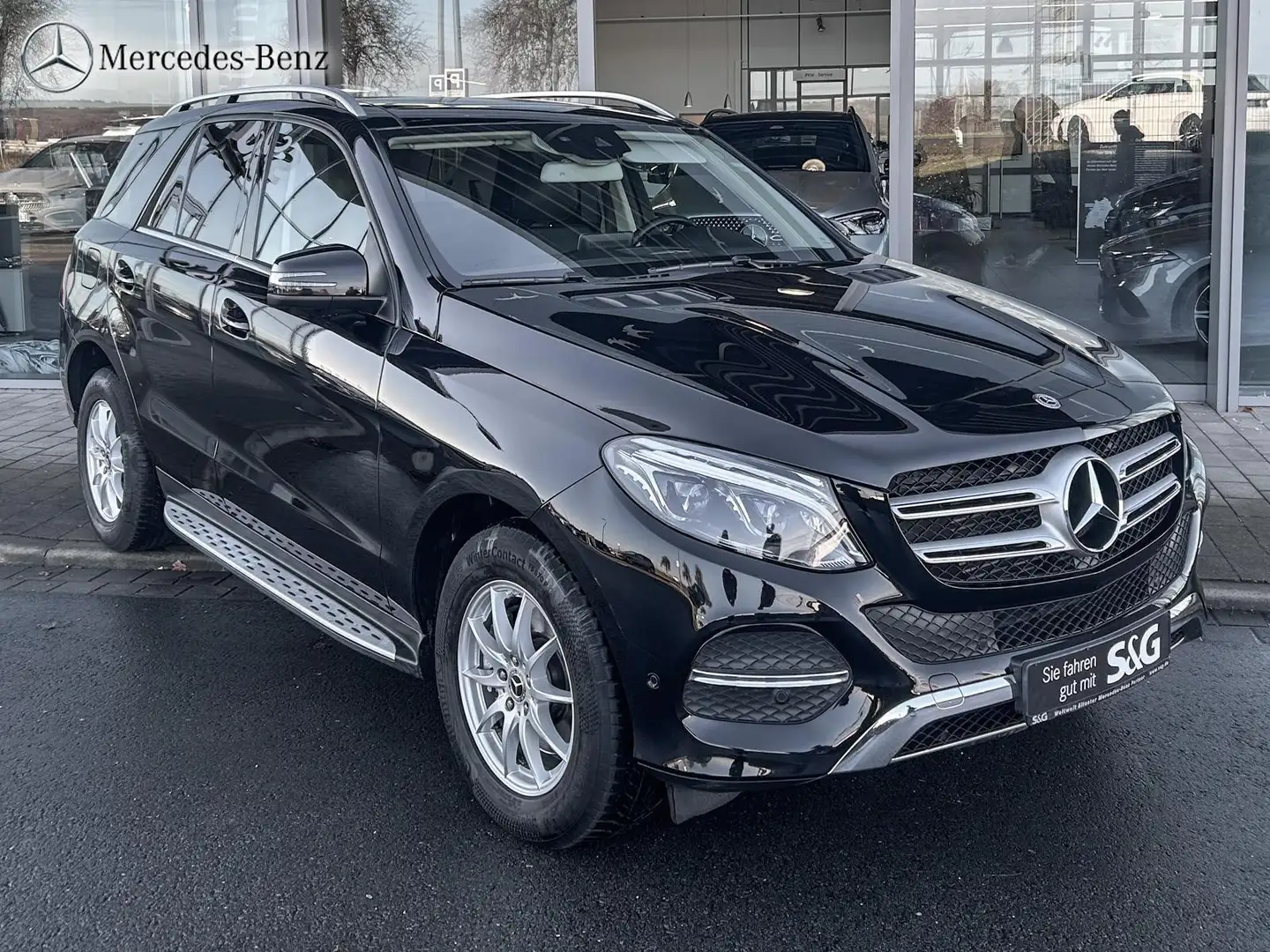 Mercedes-Benz GLE 350 d 4M COMAND+Pano+AHK+LED+RüKam+Totwink Schwarz - 2