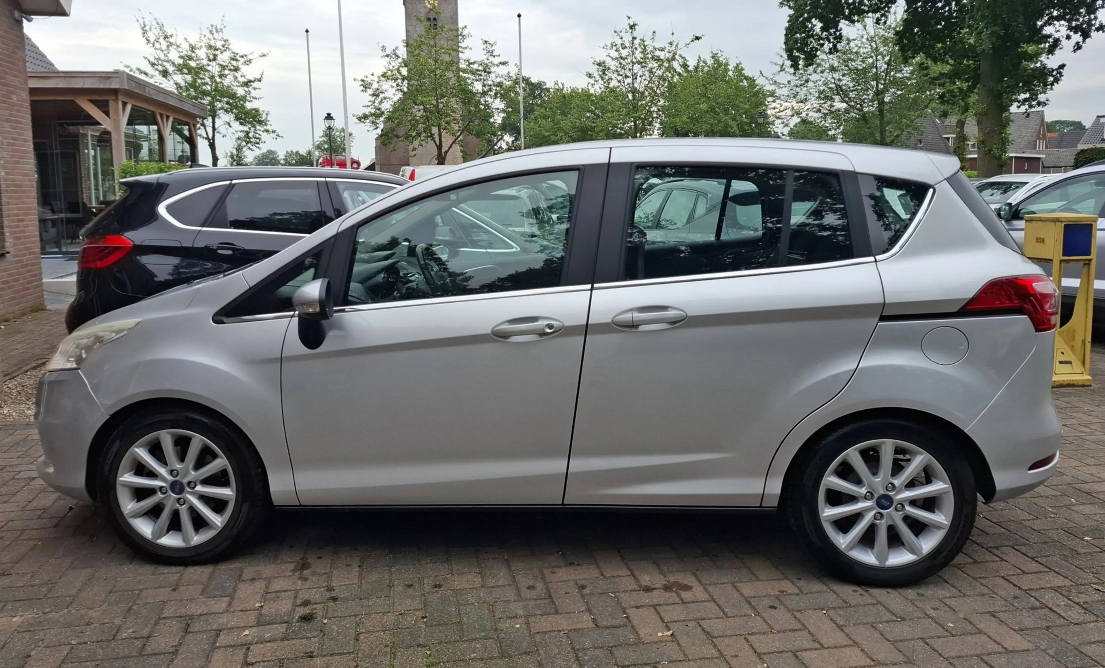 Ford B-Max 1.0 EcoBoost Titanium. Nieuwe distributieriem + gr — photo 8